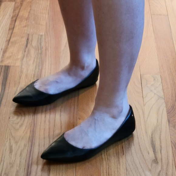 Aldo Black Pointy Flats - Picture 8 of 8